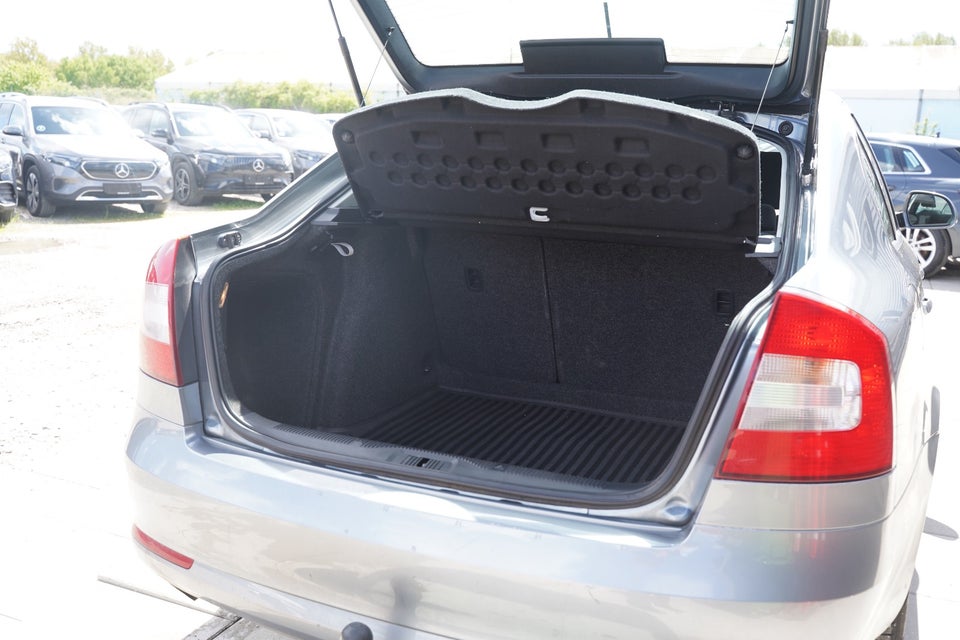 Skoda Octavia 1,6 TDi 105 GreenLine 5d