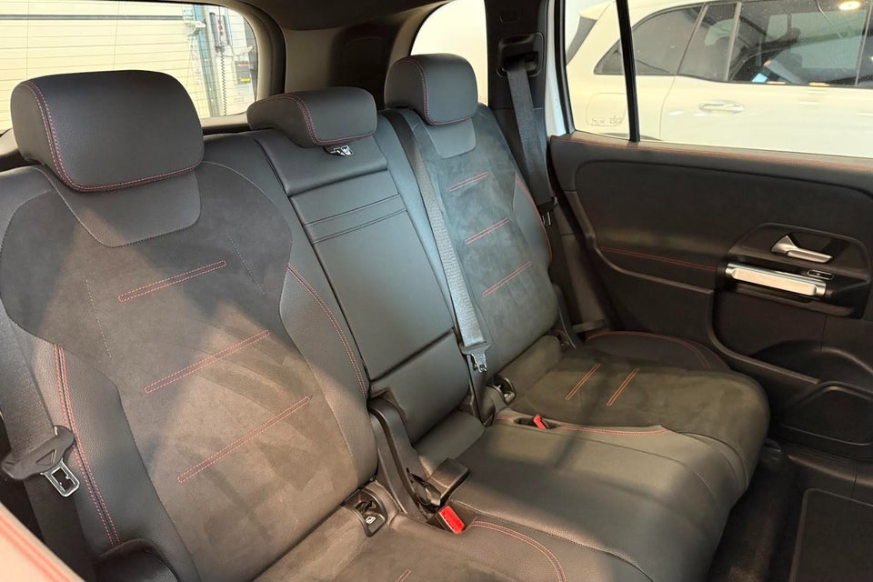 Mercedes EQB250+ AMG Advance 5d