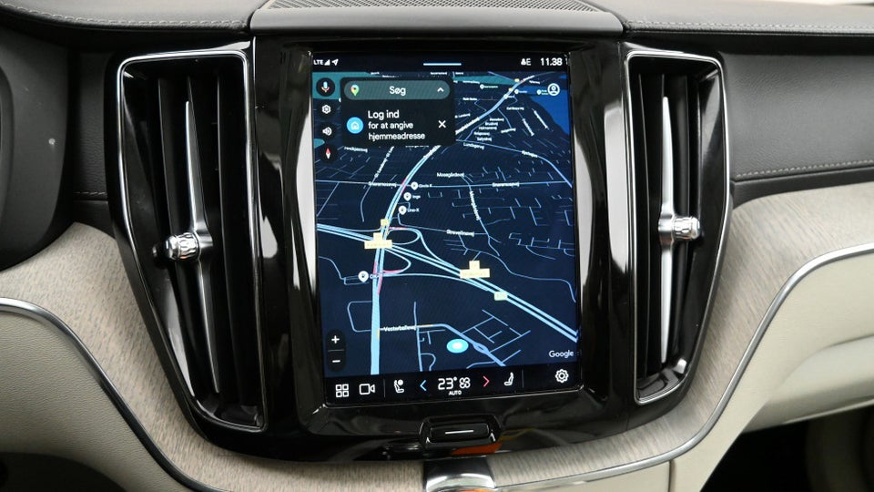 Volvo XC60 2,0 T8 ReCharge Inscription aut. AWD 5d