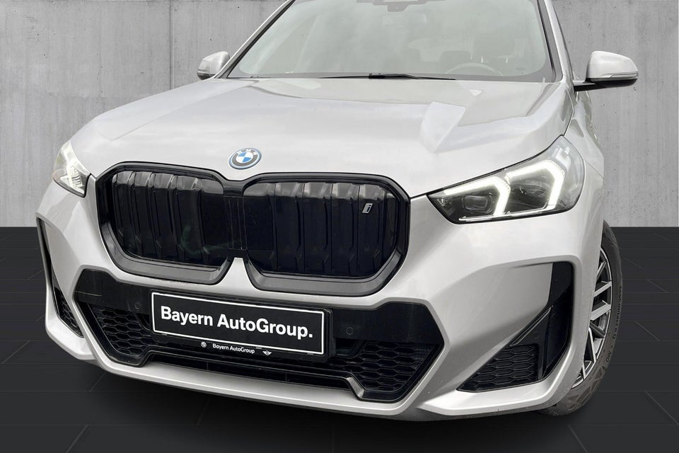 BMW iX1 xDrive30 M-Sport Premium 5d