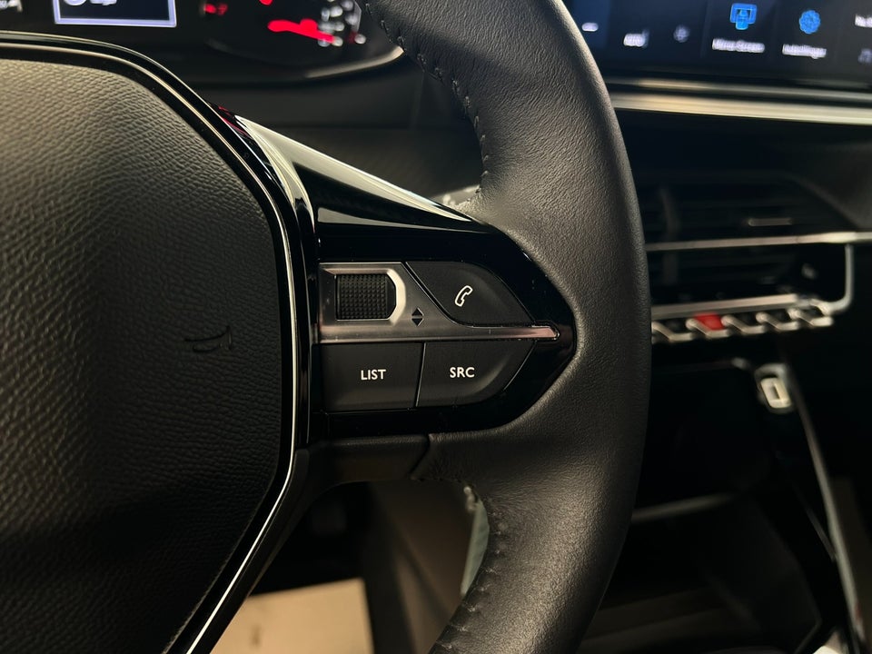 Peugeot 2008 1,2 PureTech 100 Active+ 5d