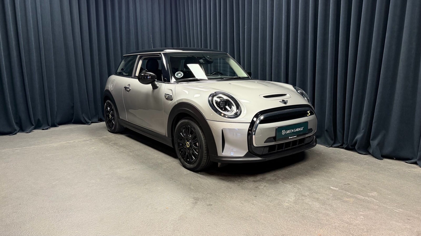 MINI Cooper SE Essential 3d