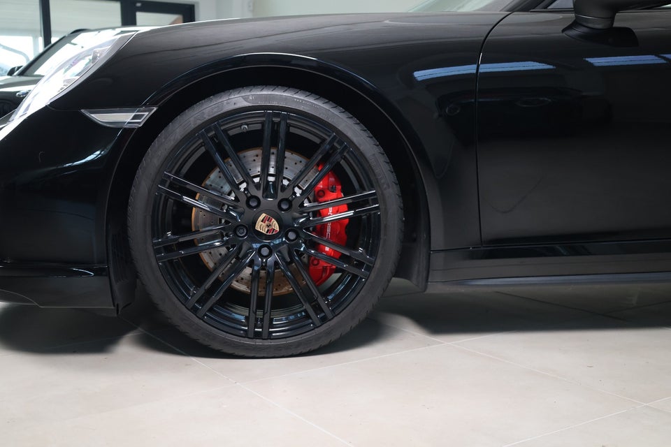 Porsche 911 Turbo 3,8 Coupé PDK 2d