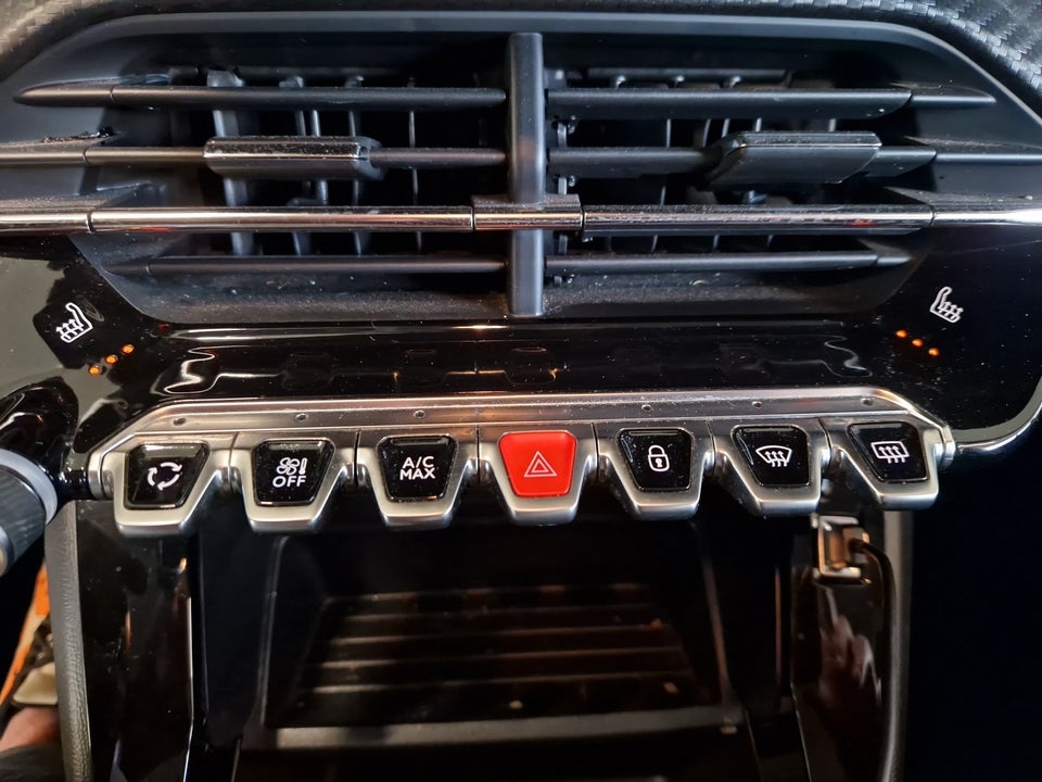 Peugeot 208 1,2 PureTech 75 Active+ Van 5d