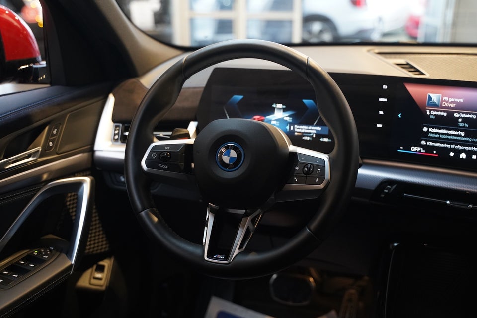 BMW iX2 eDrive20 M-Sport 5d