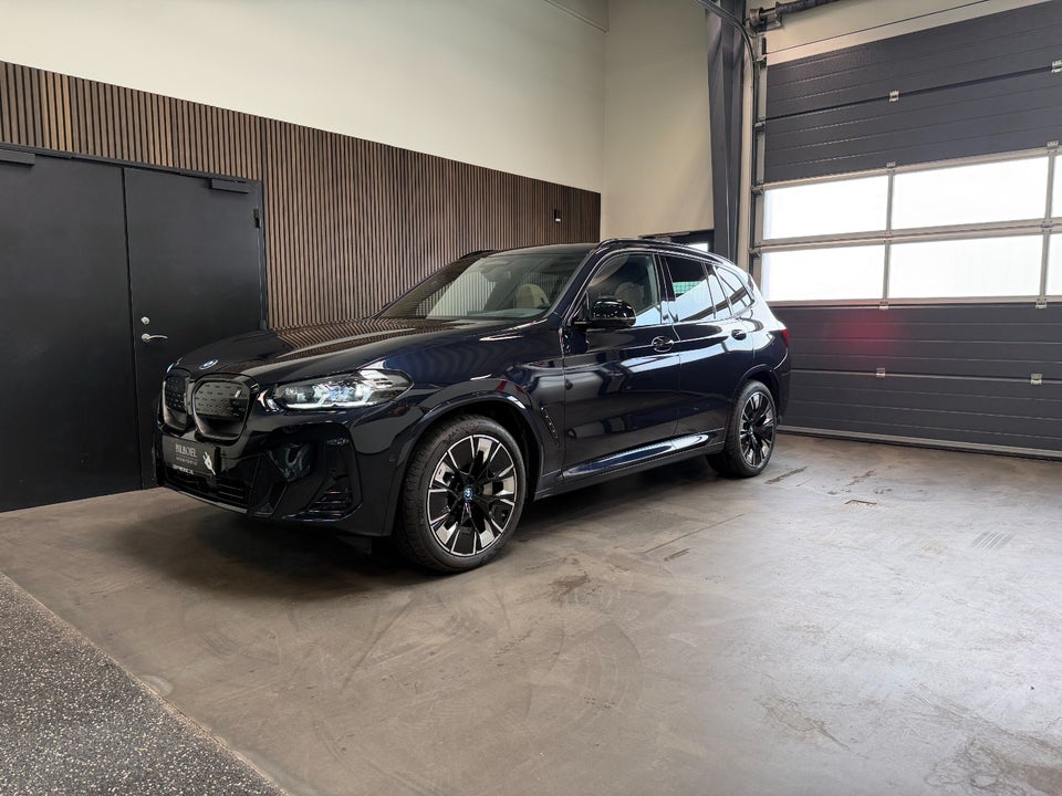 BMW iX3 Charged Plus M-Sport 5d