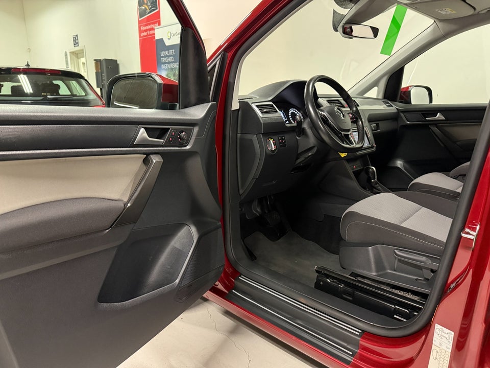 VW Caddy Maxi 2,0 TDi 102 Comfortline DSG 5d