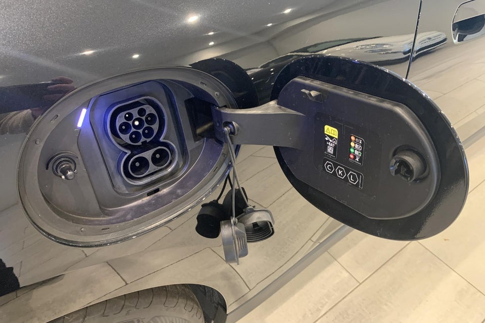 MINI Cooper E Essential Trim XS 3d