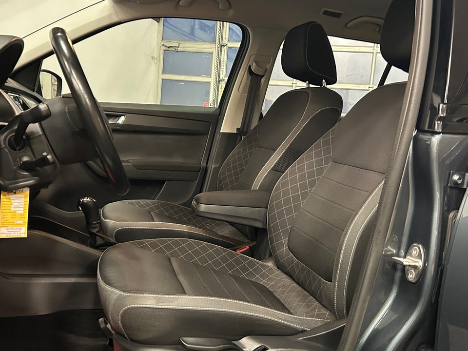 Skoda Fabia 1,0 TSi 110 Ambition Combi DSG 5d