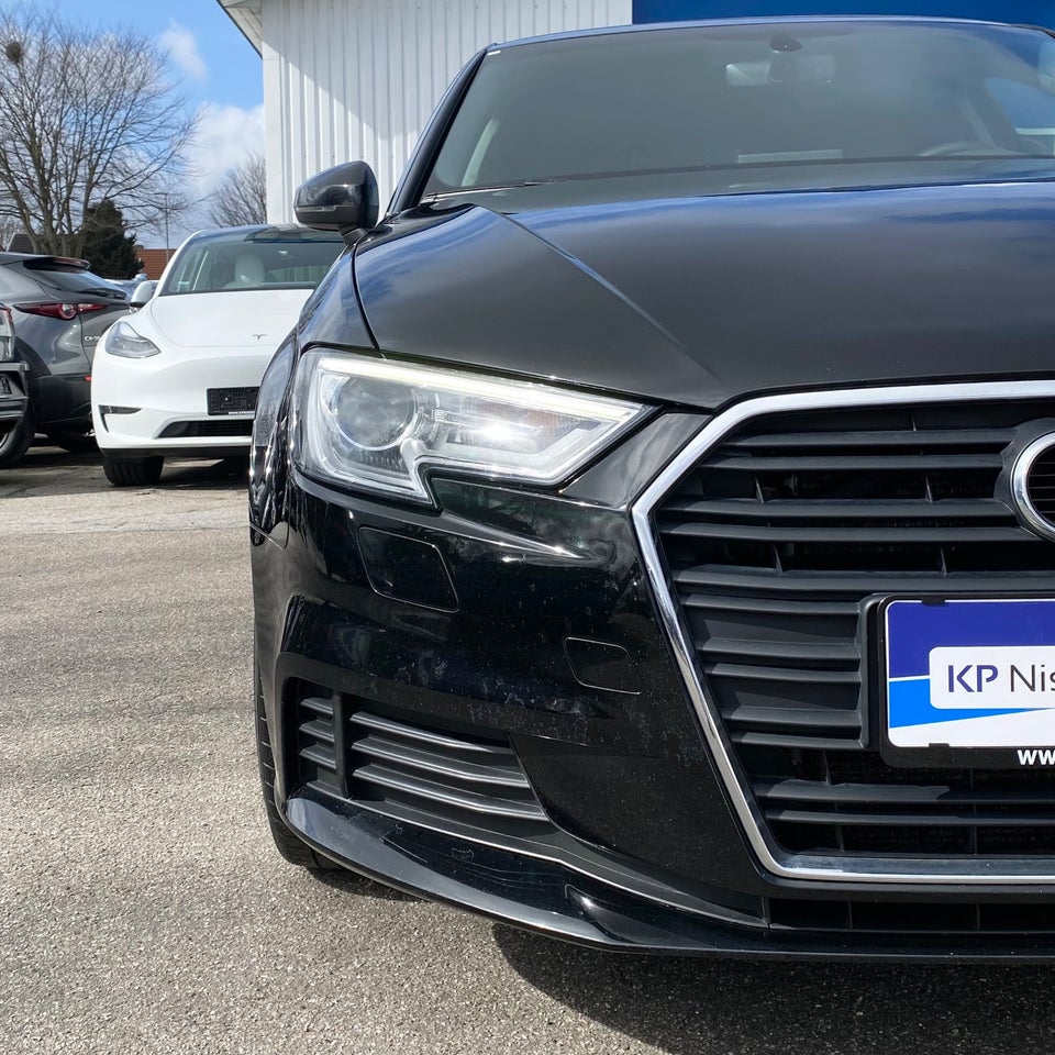 Audi A3 1,6 TDi 110 Sportback 5d