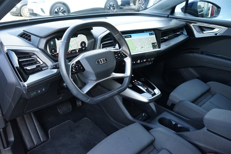 Audi Q4 e-tron 45 S-line 5d