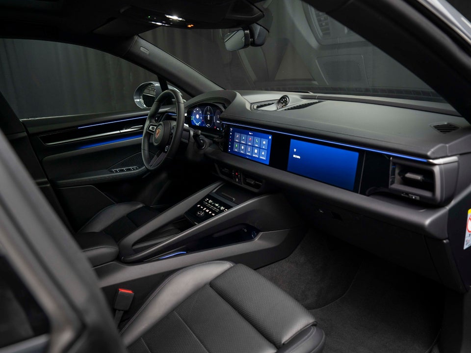 Porsche Macan 5d