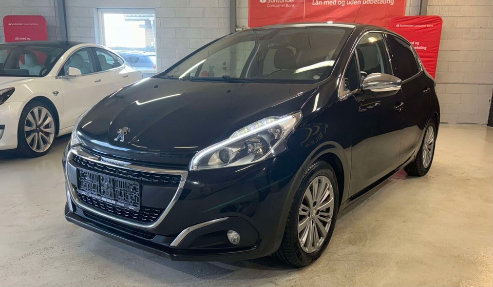 Peugeot 208 1,2 e-THP 110 Allure Sky 5d