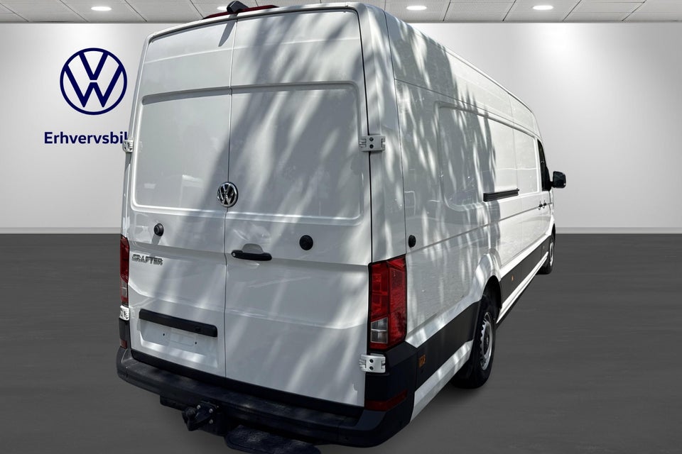 VW Crafter 35 2,0 TDi 177 Kassevogn L5H3 aut.