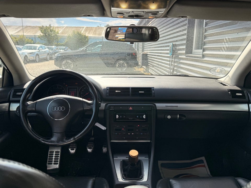 Audi A4 1,8 T 163 Avant quattro 5d