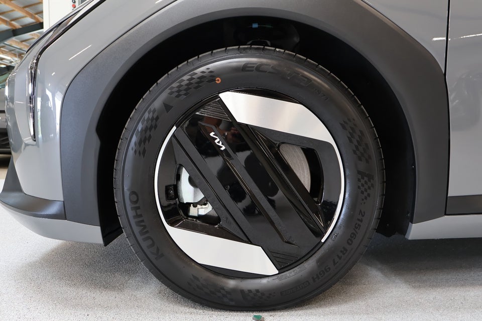 Kia EV4 81 Long Range Upgrade Fastback 4d