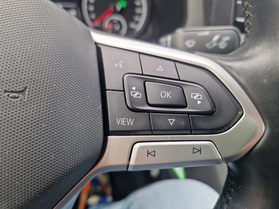 VW Transporter 2,0 TDi 150 Kassevogn DSG lang