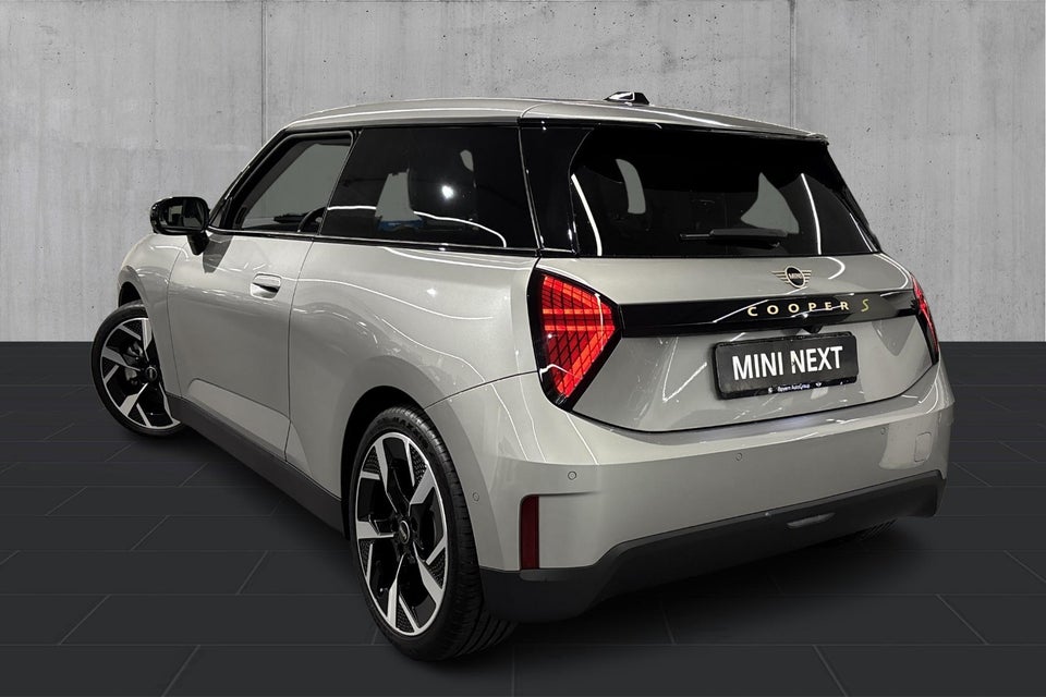 MINI Cooper SE Classic Trim XL 3d