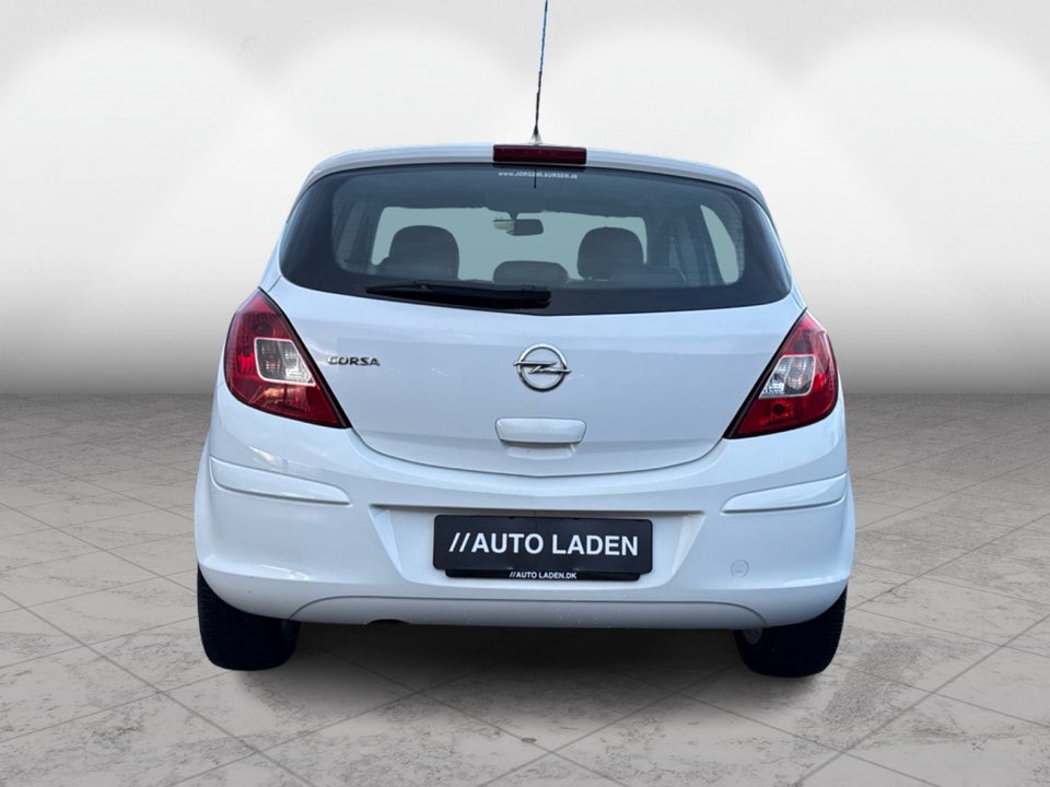 Opel Corsa 1,2 16V Cosmo 5d