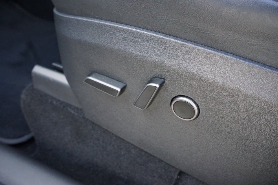 Tesla Model Y Long Range AWD 5d