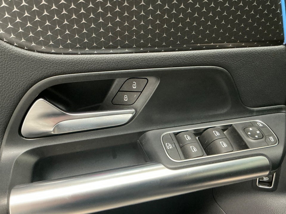 Mercedes EQA250+ Progressive 5d