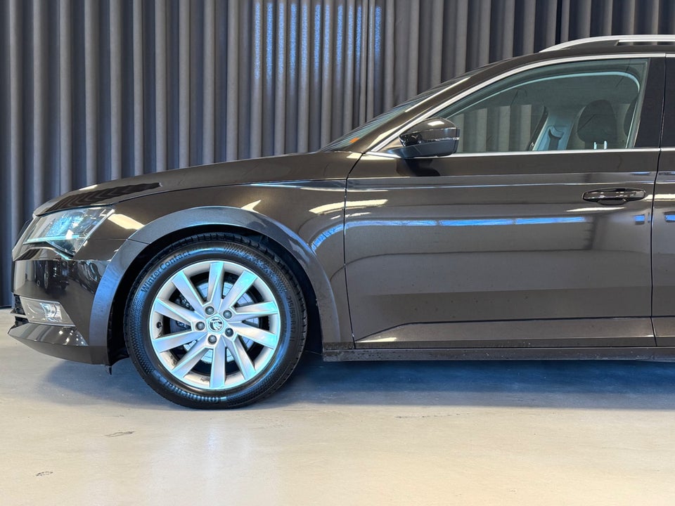 Skoda Superb 1,4 TSi 150 Style Combi DSG 5d