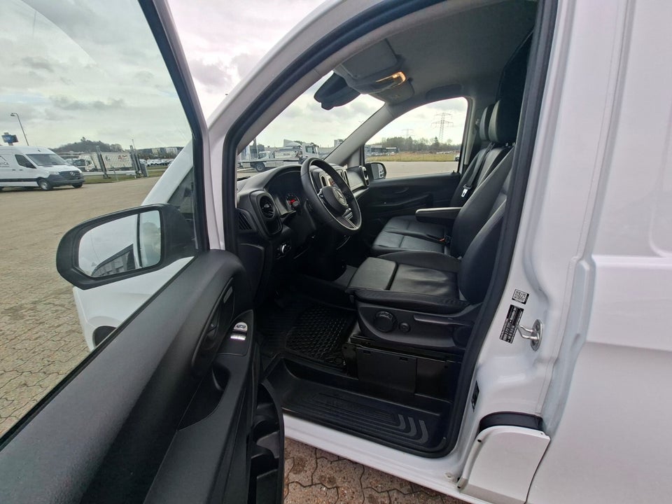 Mercedes Vito 114 2,0 CDi A2 Kassevogn PRO aut. RWD