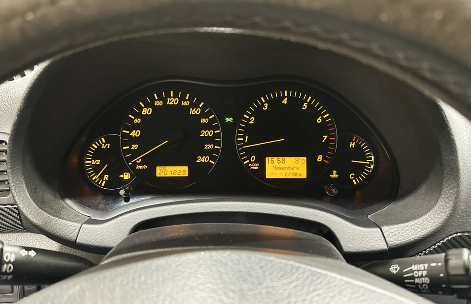 Toyota Avensis 2,0 Sol stc. 5d