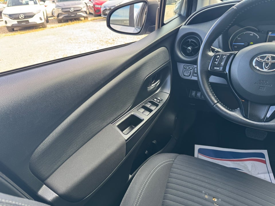 Toyota Yaris 1,5 Hybrid H2 Premium e-CVT 5d