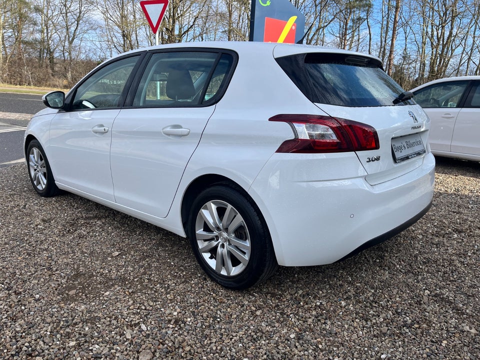Peugeot 308 1,6 BlueHDi 120 Active 5d