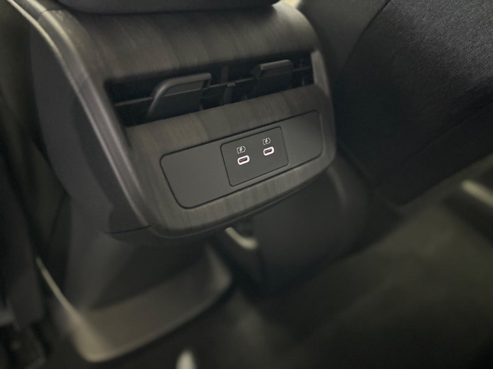 Nissan Ariya 63 Engage 5d