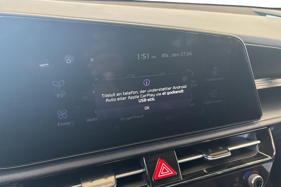 Kia Niro 64 EV Access 5d