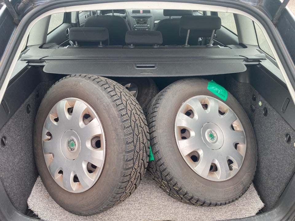 Skoda Octavia 1,9 TDi 105 Elegance Combi 5d