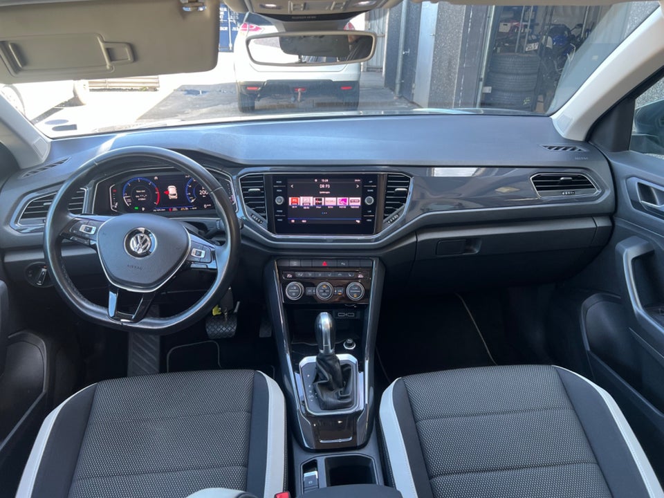 VW T-Roc 2,0 TDi 150 Sport DSG 5d