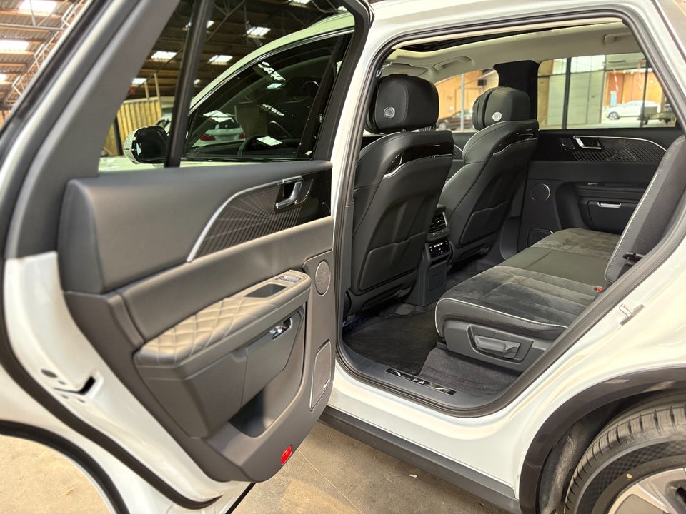 Hongqi E-HS9 84 Comfort 5d