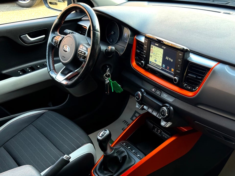 Kia Stonic 1,0 T-GDi Attraction+ 5d