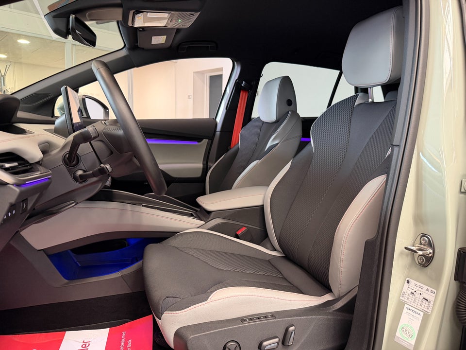 Skoda Elroq 85 iV Lodge Advanced 5d