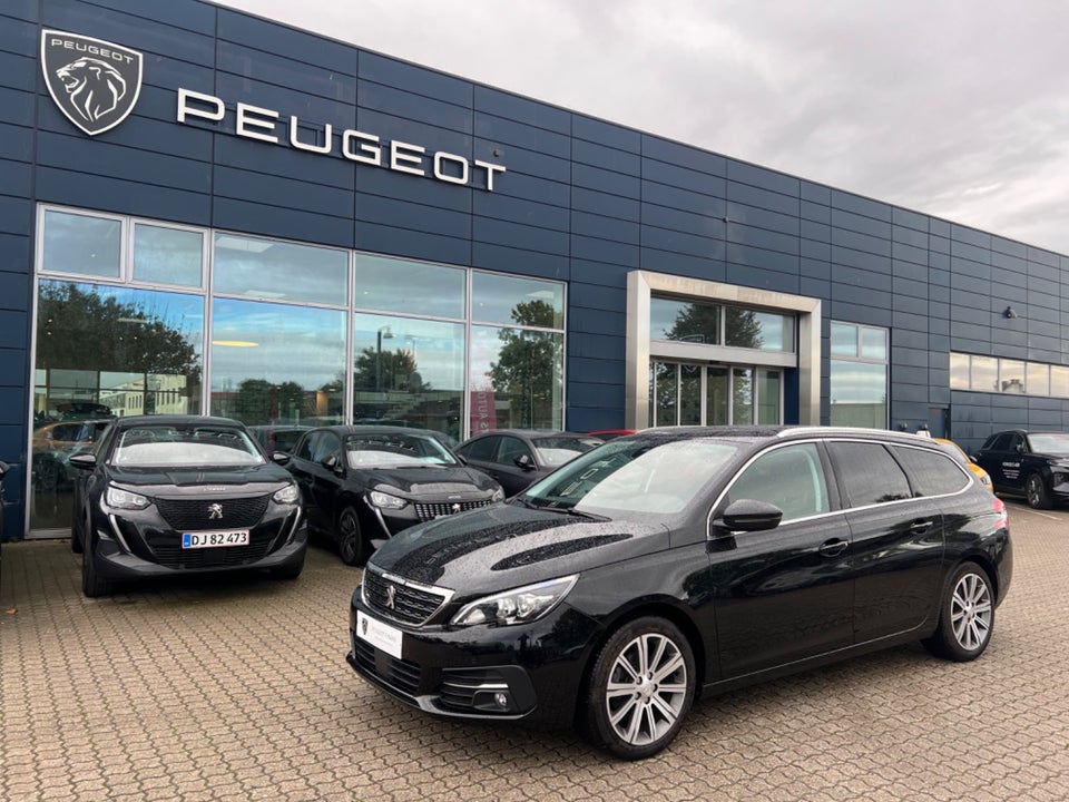 Peugeot 308 1,5 BlueHDi 130 Edition:210+ SW 5d
