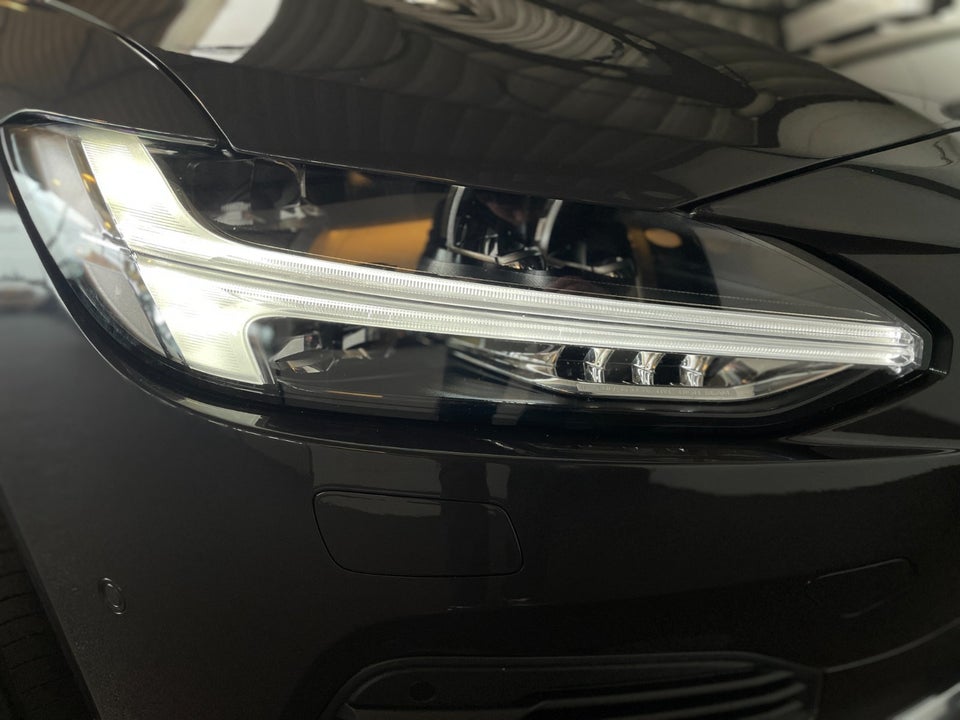 Volvo V90 2,0 T8 ReCharge Ultimate Bright aut. AWD 5d