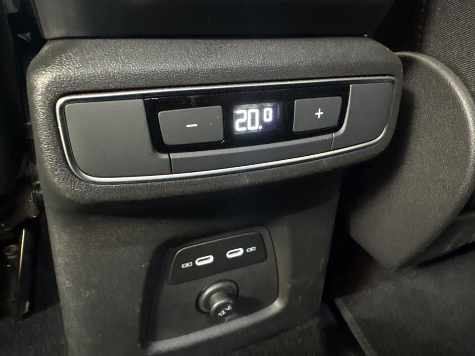 Audi Q4 e-tron 40 Advanced 5d