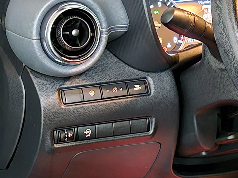 Nissan Juke 1,0 Dig-T 117 Tekna DCT 5d