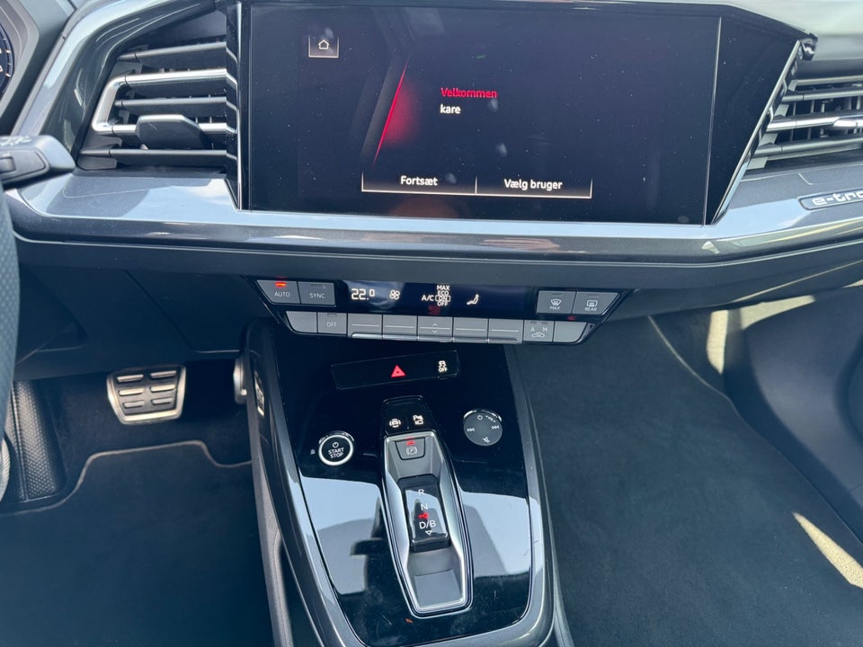 Audi Q4 e-tron 40 S-line 5d