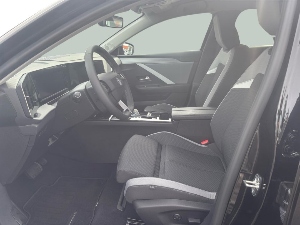 Opel Astra-e 54 Elegance Sports Tourer 5d