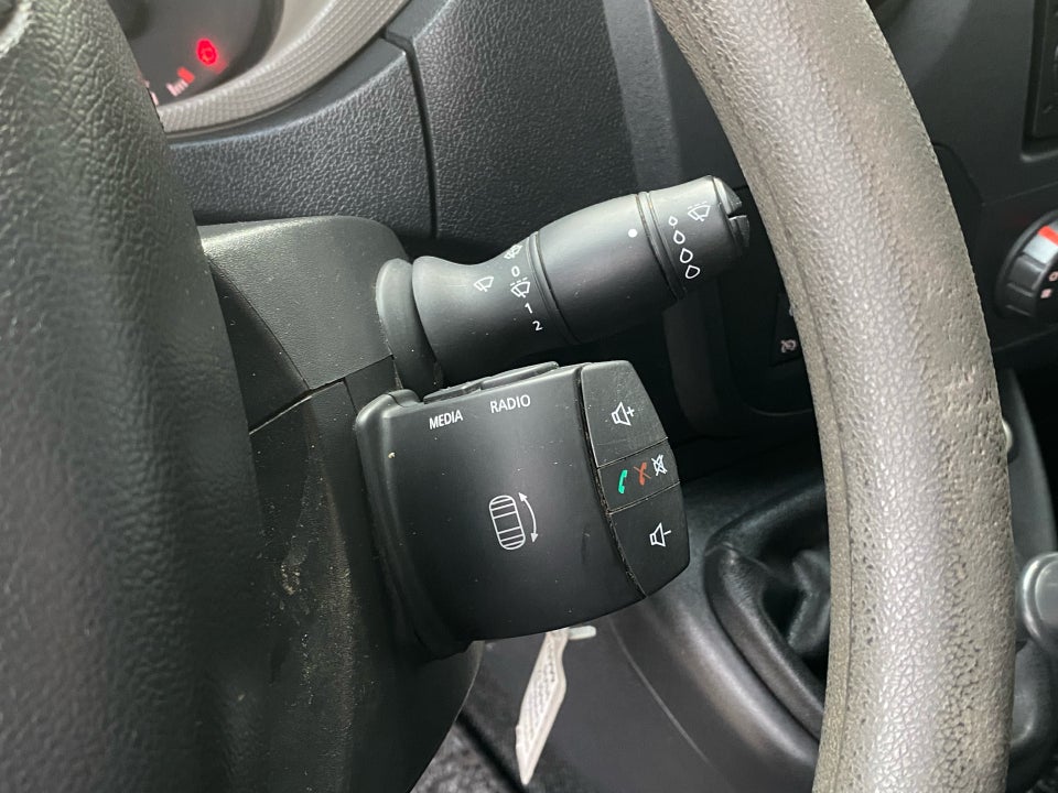 Renault Master III T35 2,3 dCi 165 L3 Db.Kab RWD 4d