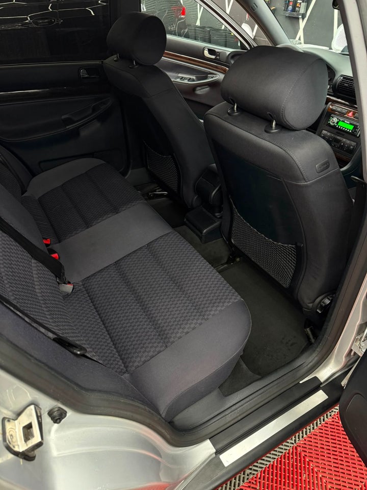 Audi A4 2,8 V6 Avant quattro 5d