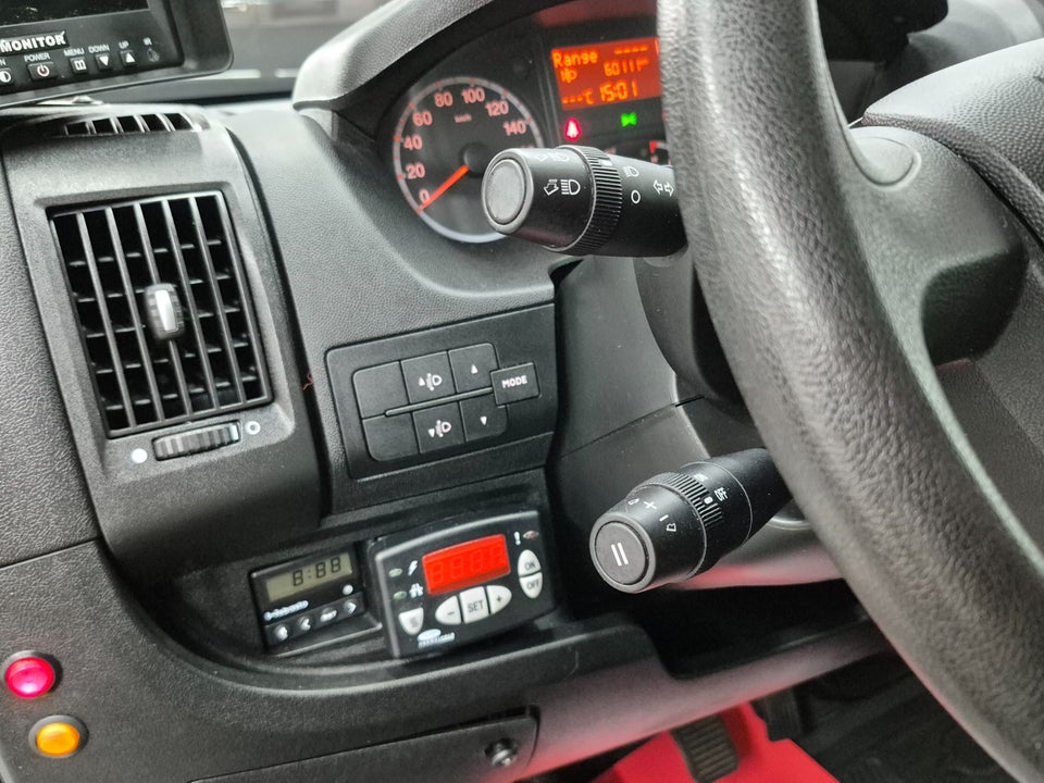 Citroën Jumper 35 2,2 HDi 150 Kølevogn m/lift 5d