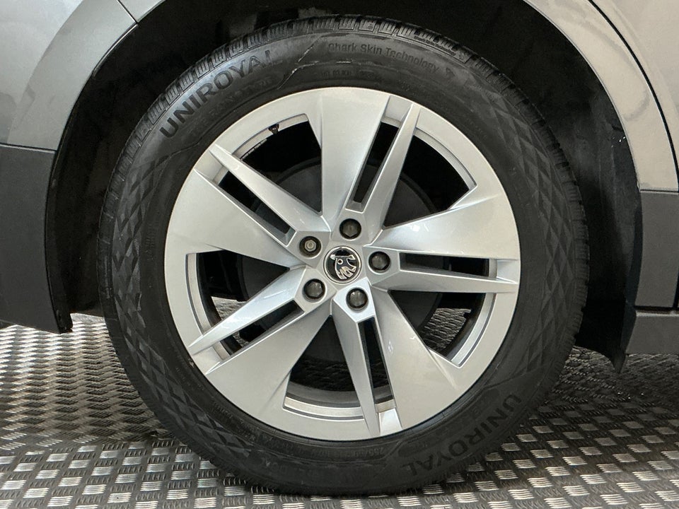 Skoda Enyaq 80 iV Loft 5d