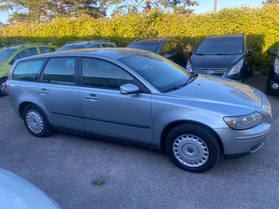 Volvo V50 1,6 Kinetic 5d