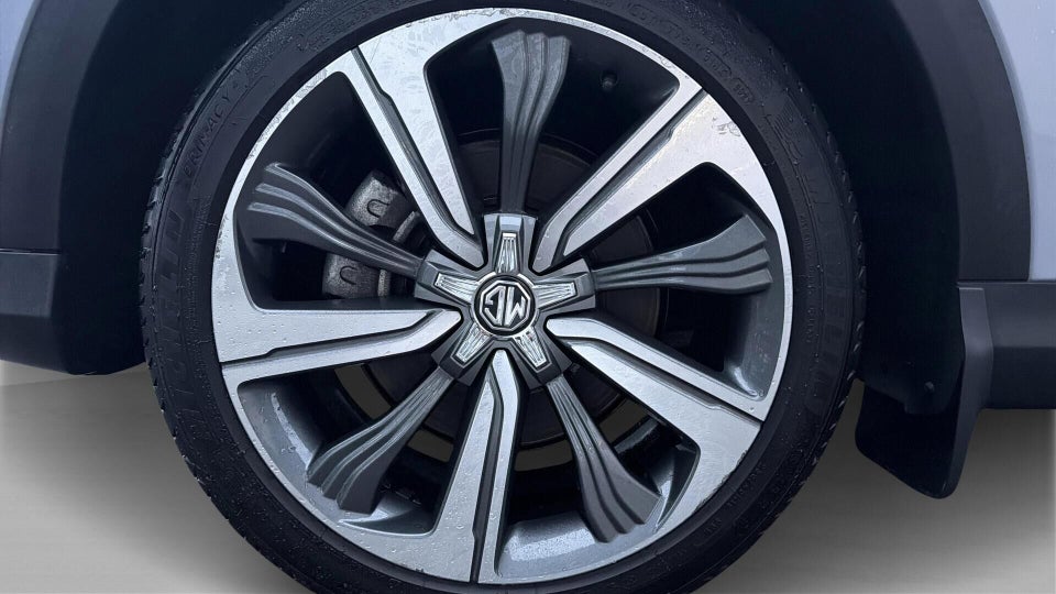 MG Marvel R Luxury 5d