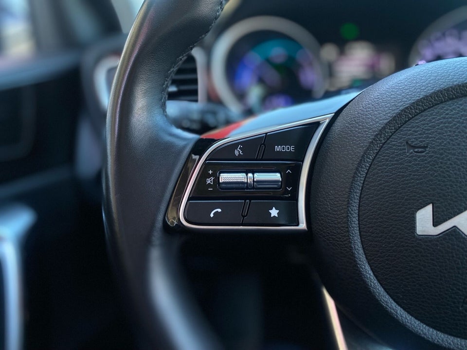 Kia Ceed 1,6 PHEV Upgrade SW DCT 5d